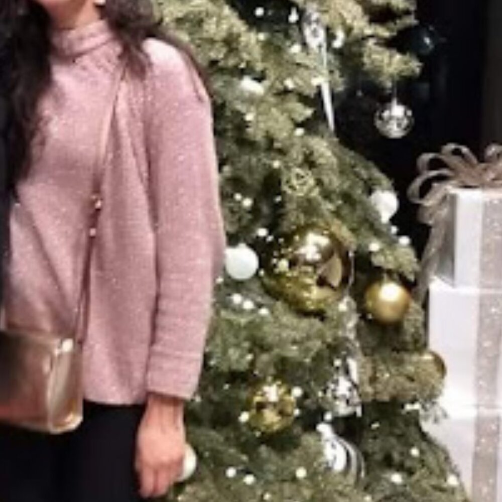 Pink sweater - Picture 3 of 4